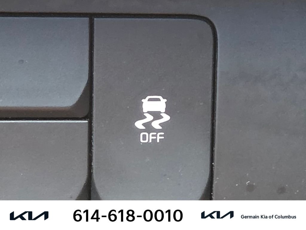 Used 2016 Green Kia Base image 31