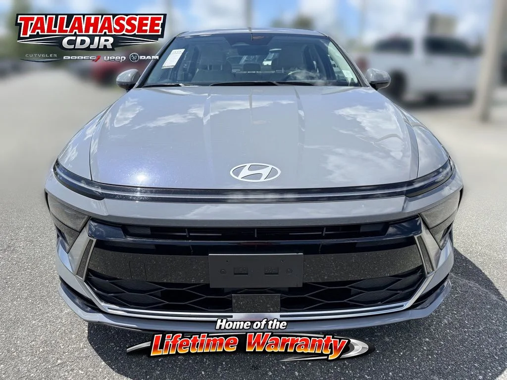 Used 2024 Blue Hyundai SEL image 11