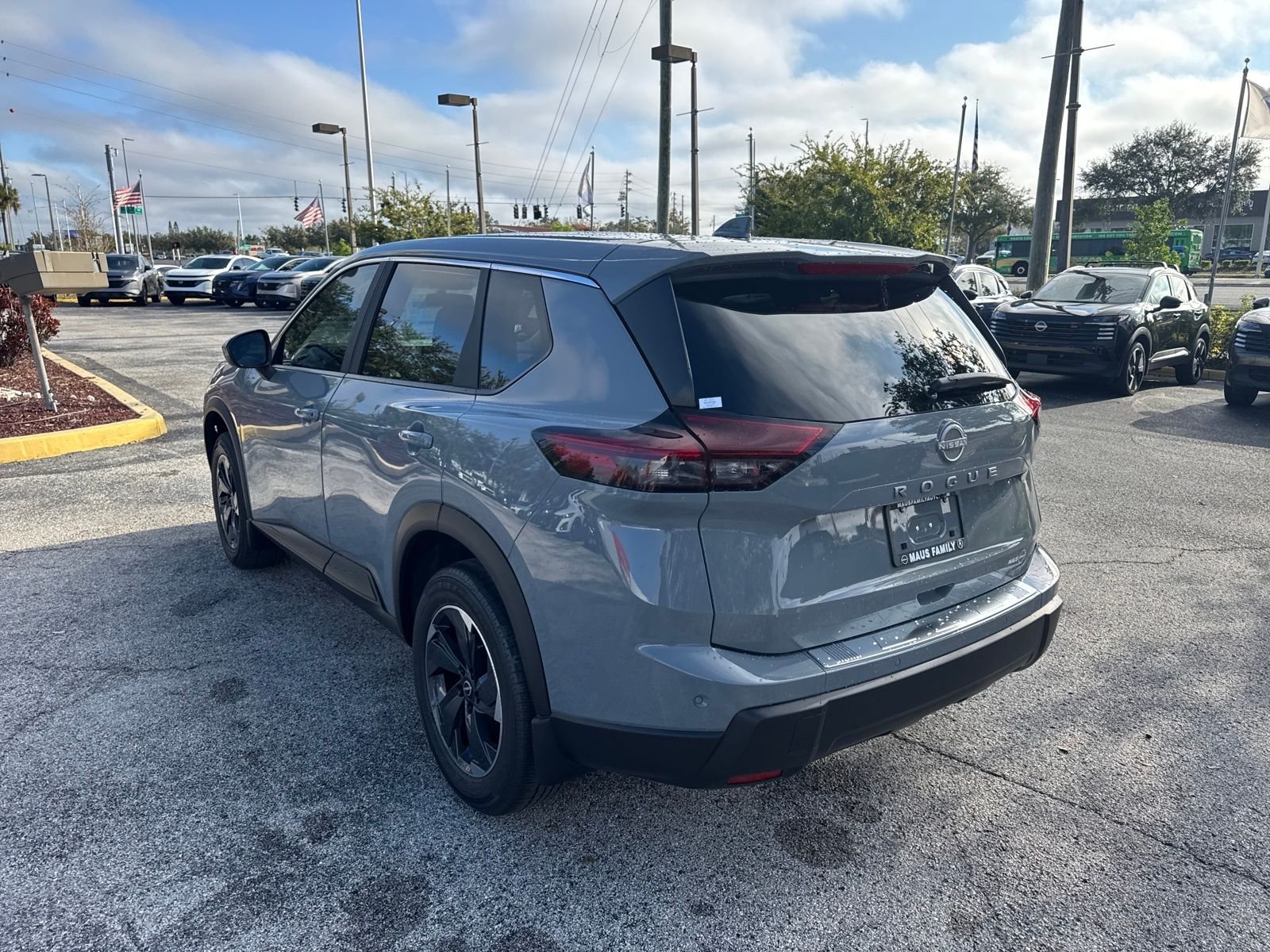 New 2026 Nissan Rogue SV 4D Sport Utility