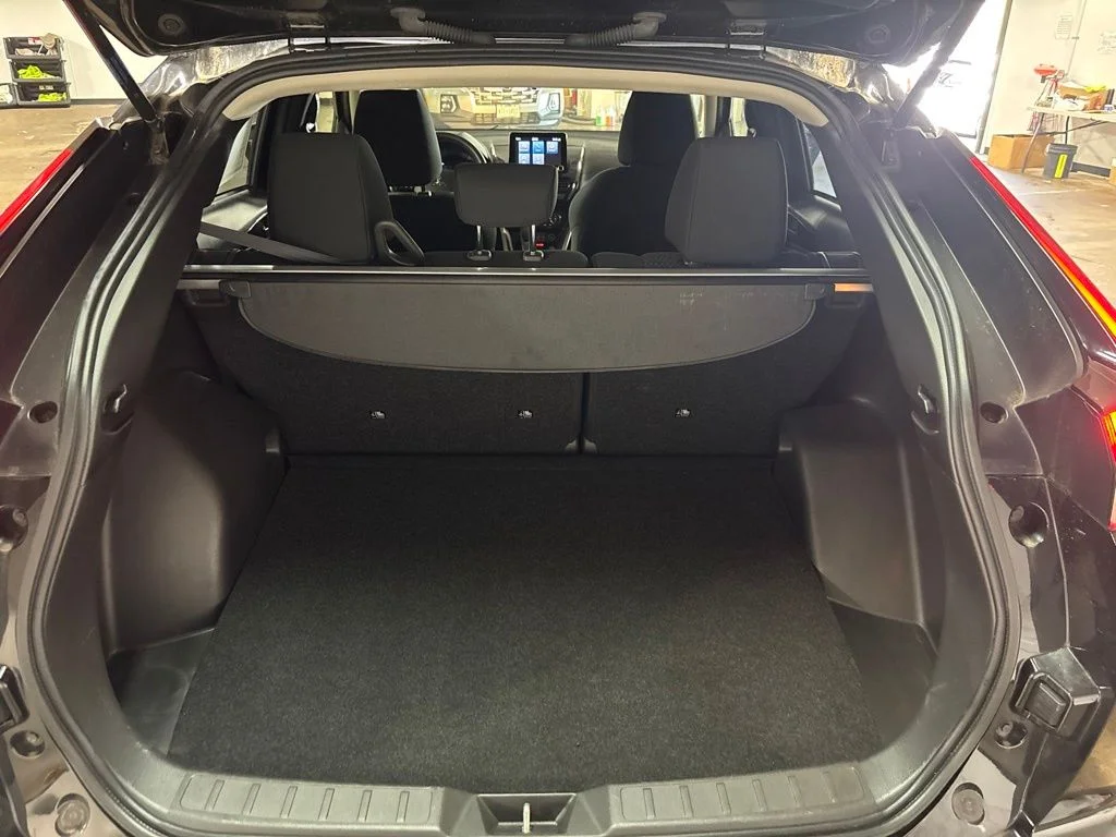 Used 2022 Black Mitsubishi LE image 28
