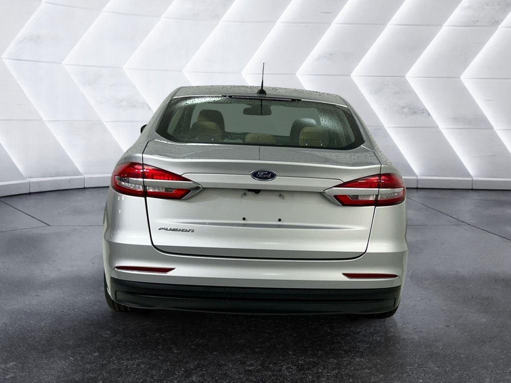 Used 2019 Silver Ford S image 5