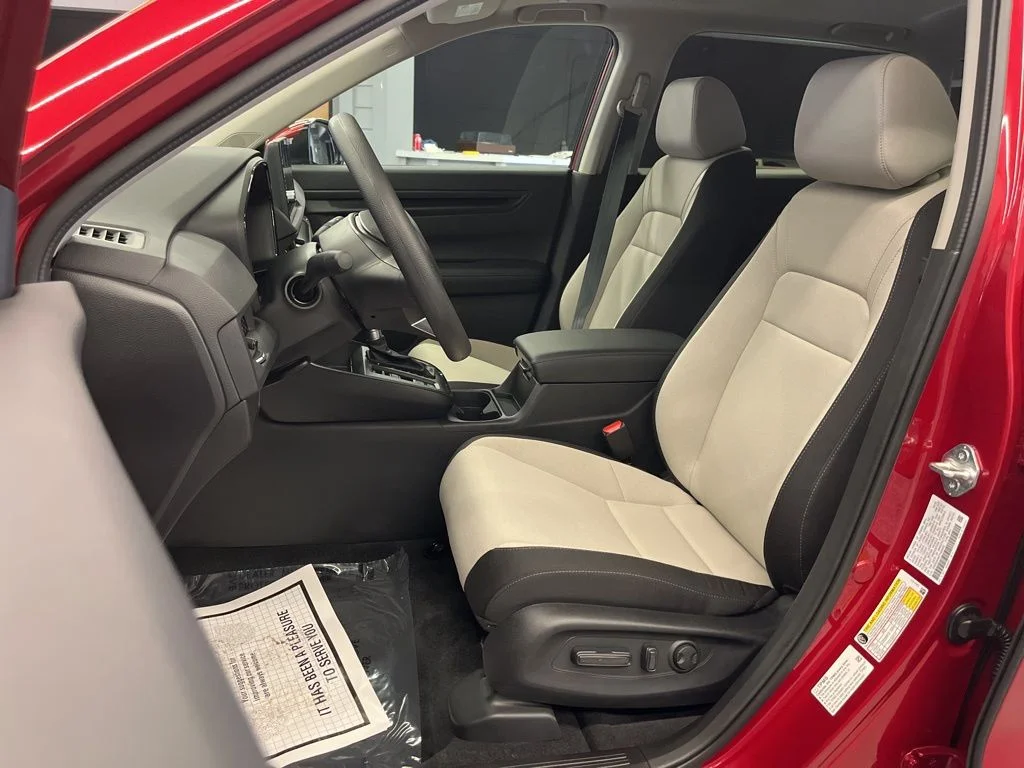 2026 Honda CR-V EX - Photo 11