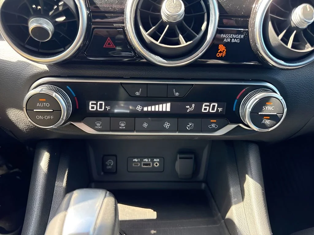 Used 2024  Nissan SR image 23