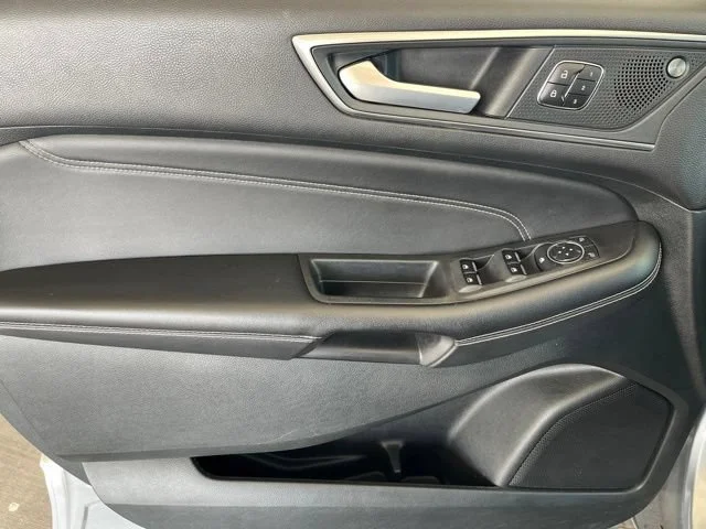 Used 2023 Silver Metallic Ford Titanium image 36