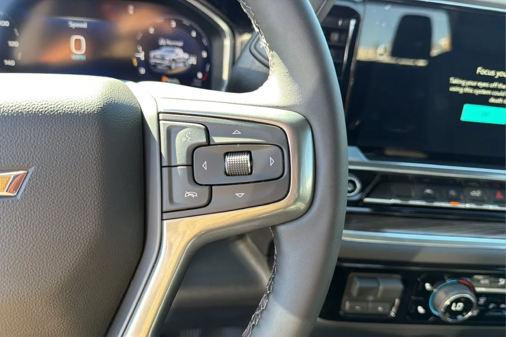 New 2026 Summit White Chevrolet LT image 23