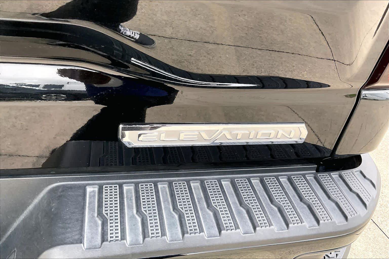 2023 GMC Sierra 1500 Elevation - Photo 10