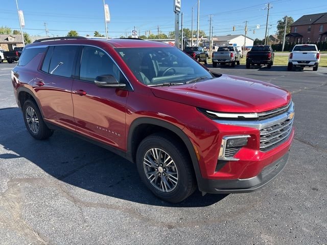 Used 2025 Red Chevrolet LT image 9