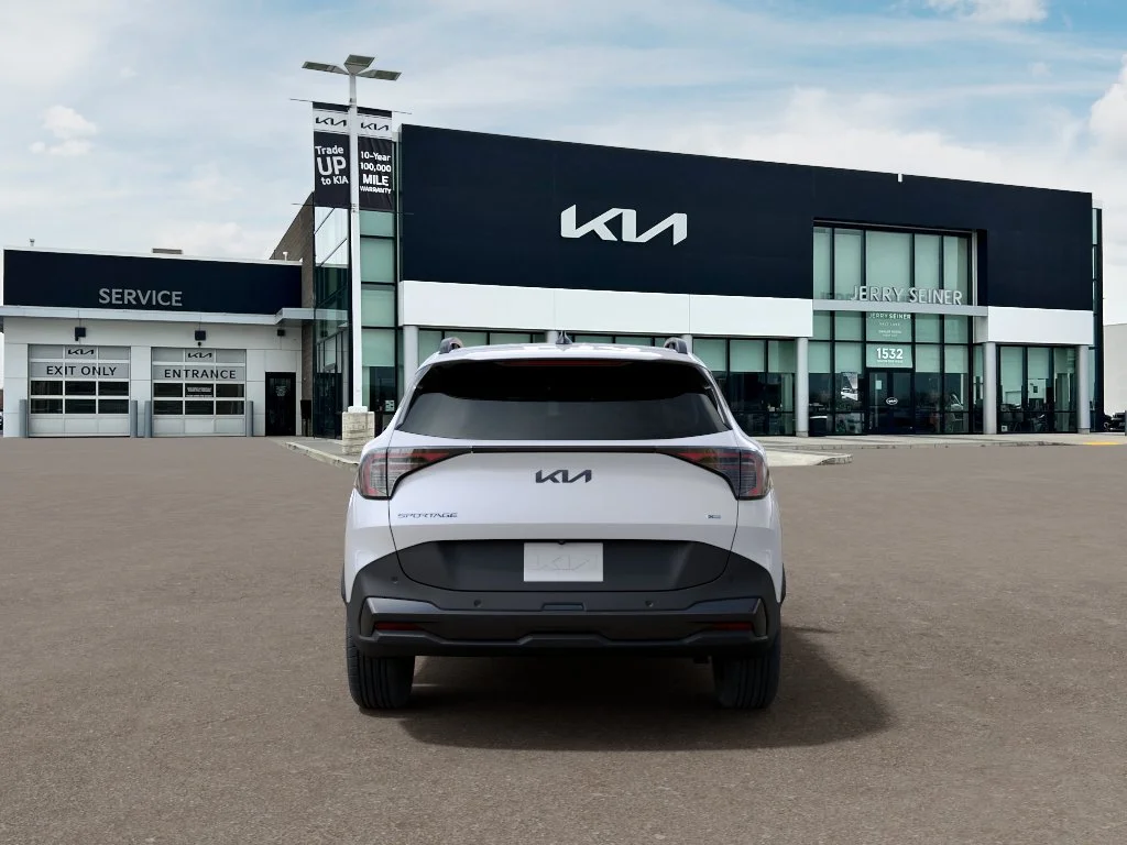 New 2027 Snow White Pearl Kia X-Line image 5