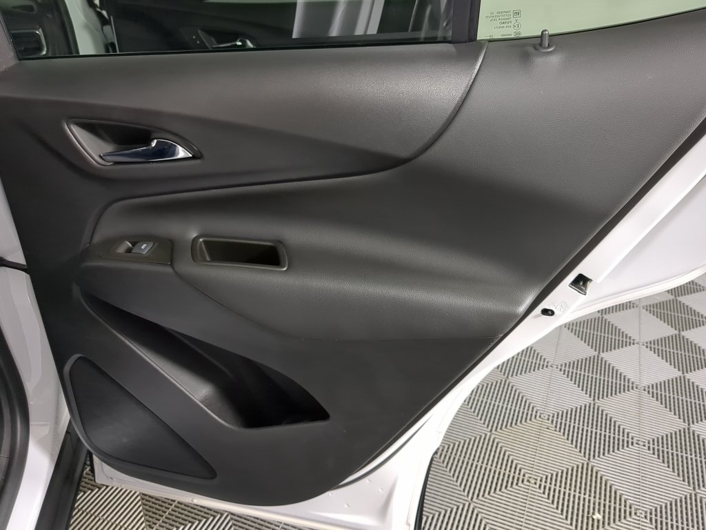 Used 2023 Summit White Chevrolet LT image 21