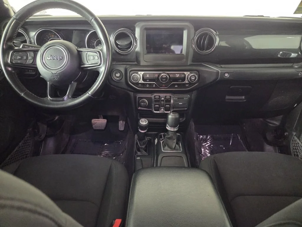 Used 2022 Granite Crystal Metallic Clearcoat Jeep Altitude image 26
