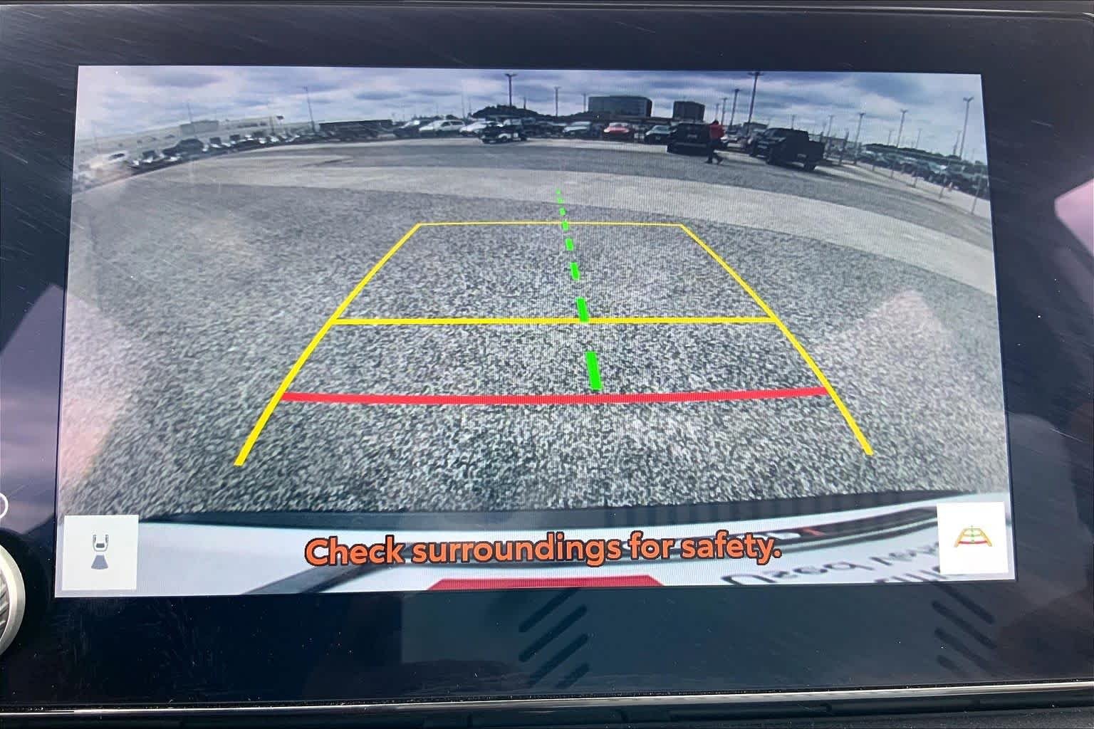 Used 2025 Ice Cap Toyota XLE image 26