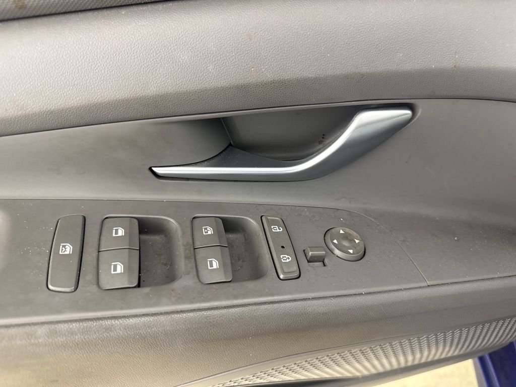 Used 2023 Blue Hyundai SEL image 12