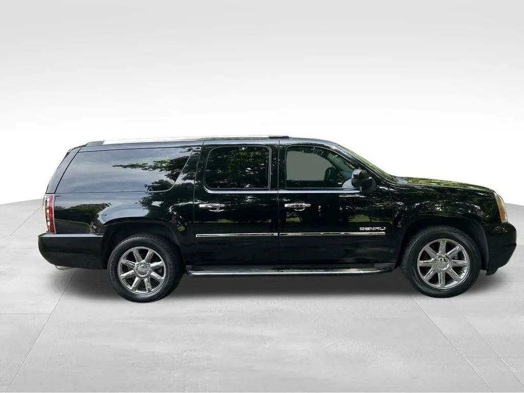 Used 2014 Black GMC Denali image 7