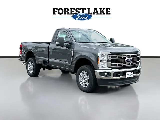 2026 Ford Super Duty F-350® XLT