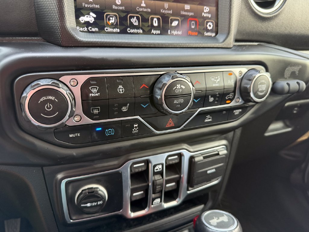 Used 2021 Silver Jeep Unlimited Sahara 4xe image 31