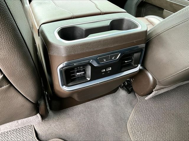 Used 2023 White GMC Denali image 29