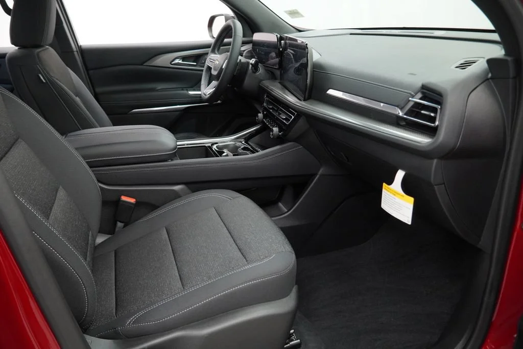 New 2027 Radiant Red Tintcoat Chevrolet LT image 29