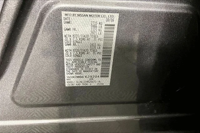 Used 2017 Gray Nissan Platinum image 17
