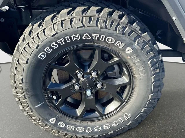 2022 Jeep Wrangler Unlimited Willys - Photo 17