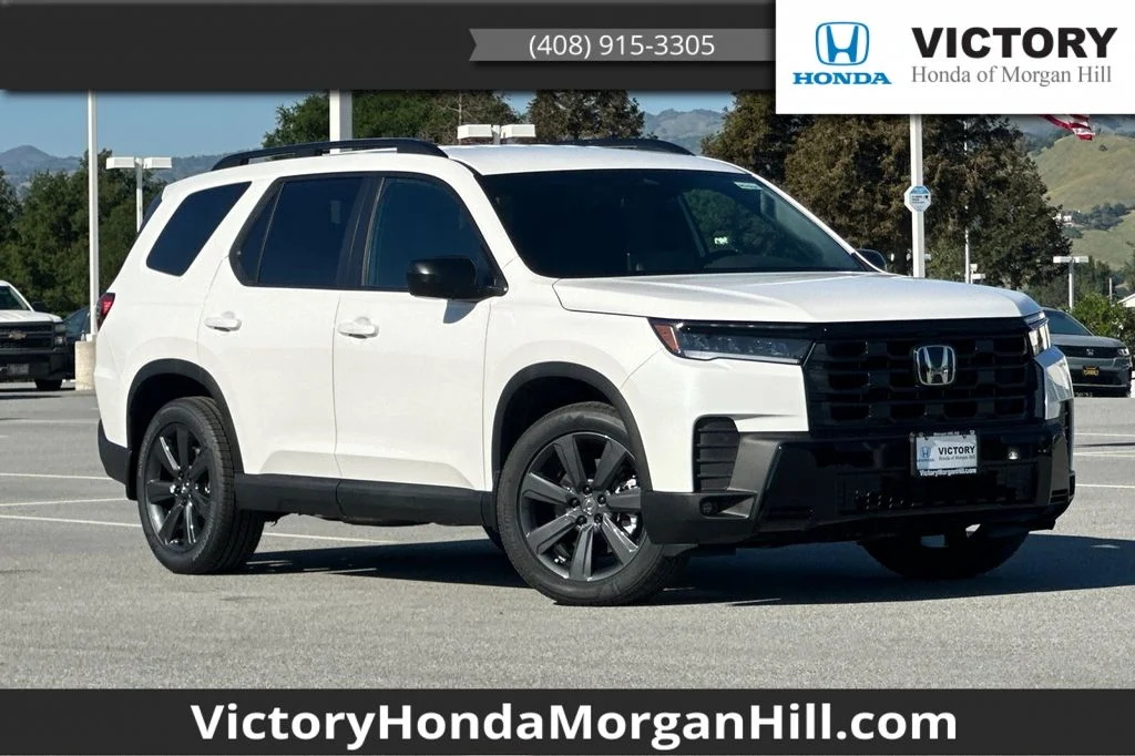 2026 Honda Pilot Sport 2WD's photo