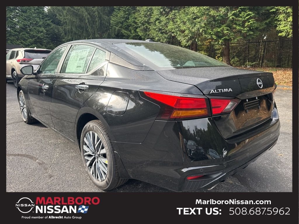 2025 Nissan Altima SV - Photo 5