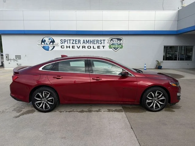Used 2021 Red Chevrolet RS image 11