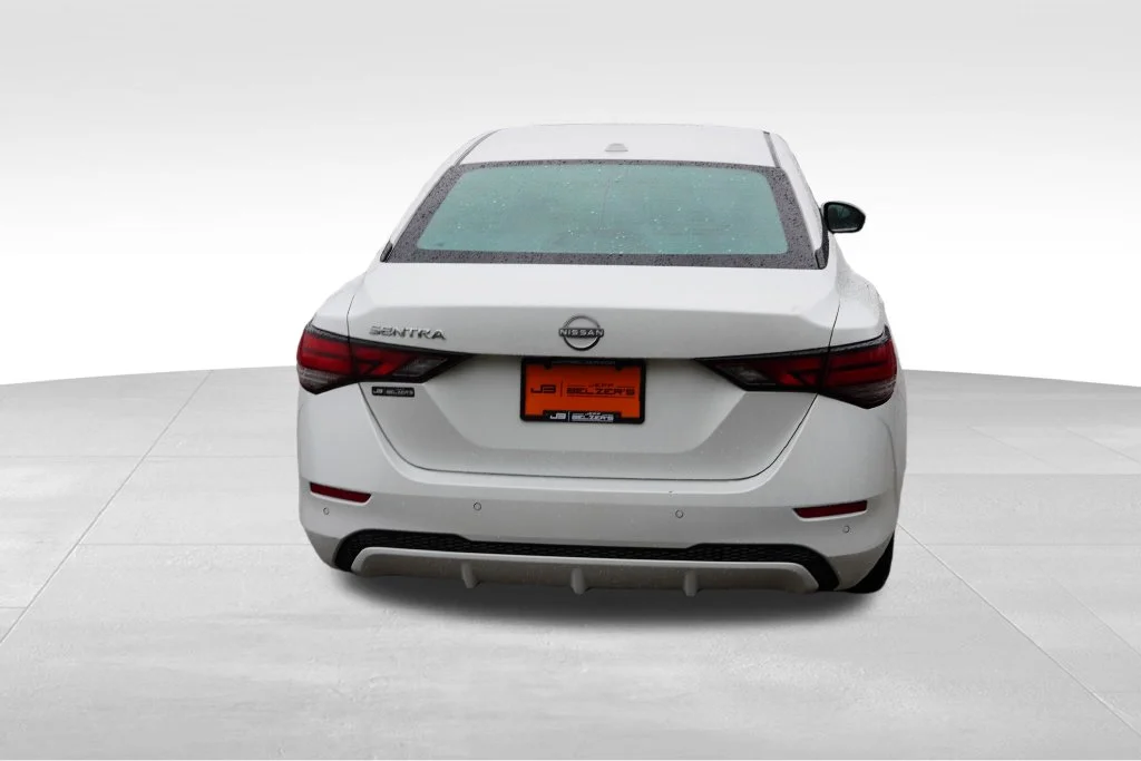 Used 2025 Aspen White Tricoat Nissan SV image 6