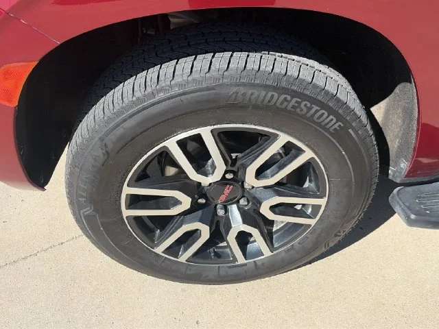 Used 2022 Red GMC AT4 image 9