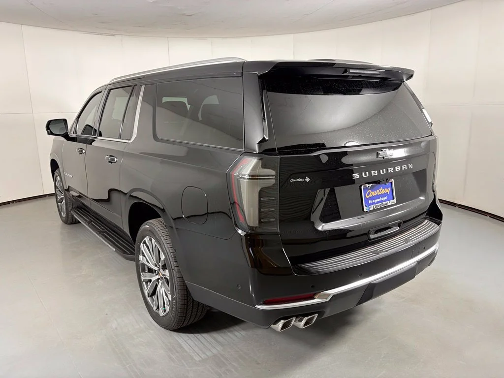 2026 Chevrolet Suburban High Country - Photo 7