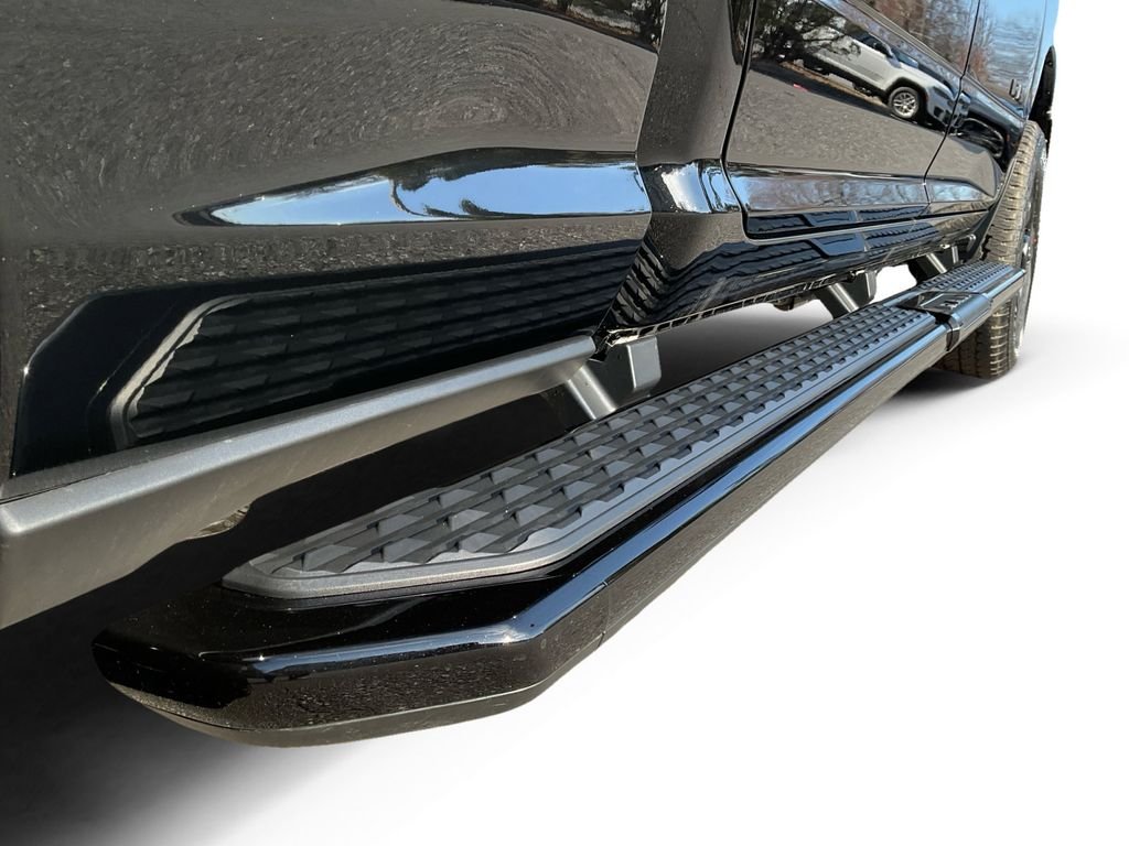 New 2026 Diamond Black Crystal Pearlcoat RAM Big Horn image 18