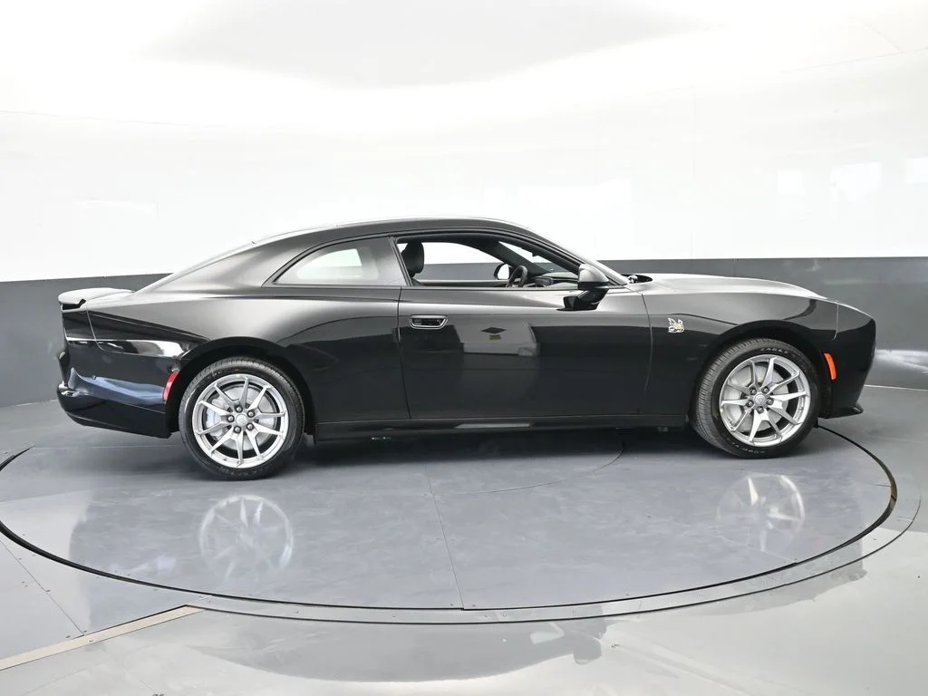 New 2026 Diamond Black Crystal Pearlcoat Dodge Scat Pack image 7