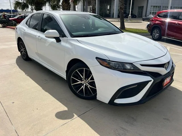 Used 2024 White Toyota SE image 1