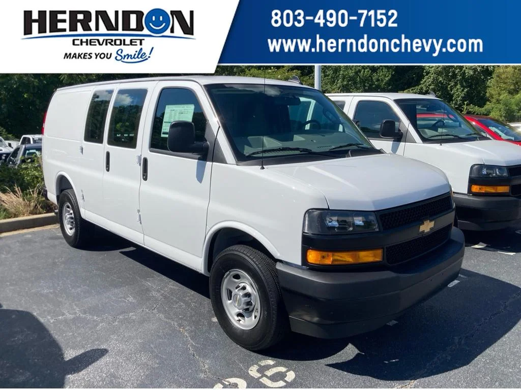 2025 Chevrolet Express Cargo