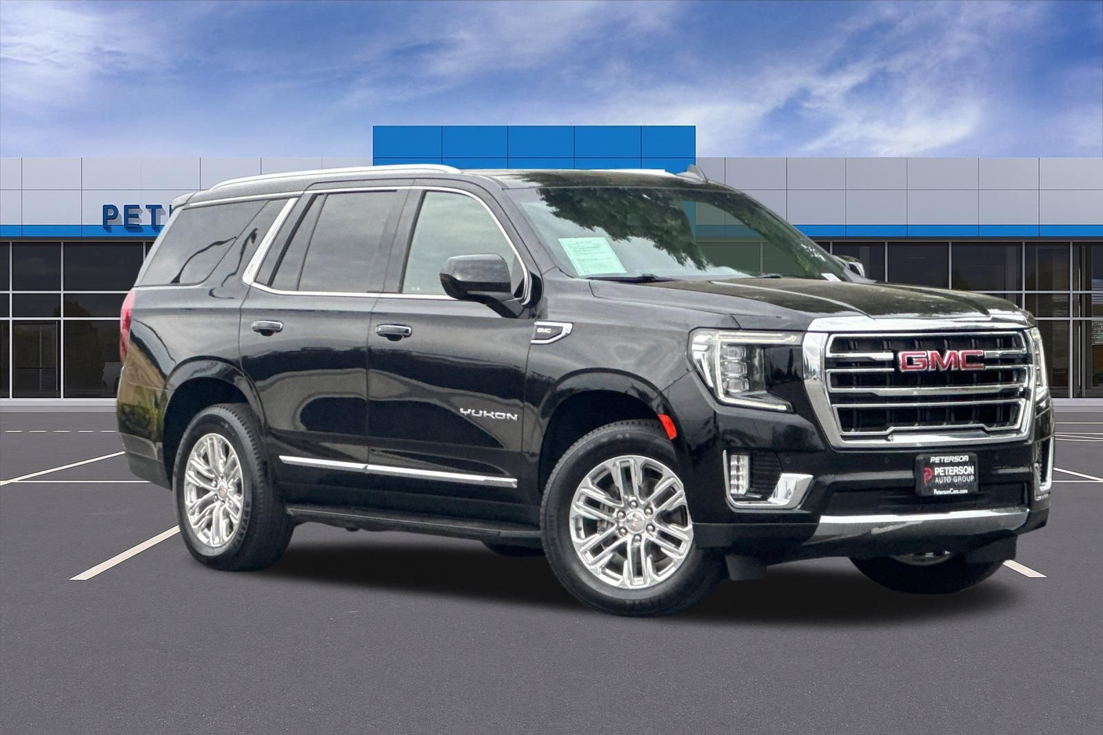 Used 2023 Black GMC SLT image 2