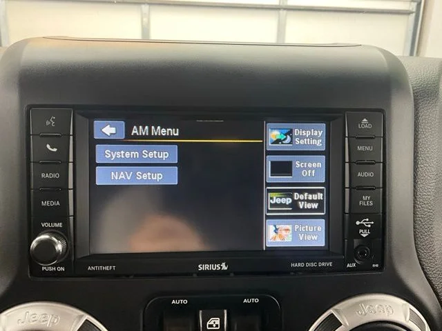 Used 2014 Gray Jeep Unlimited Sahara image 10