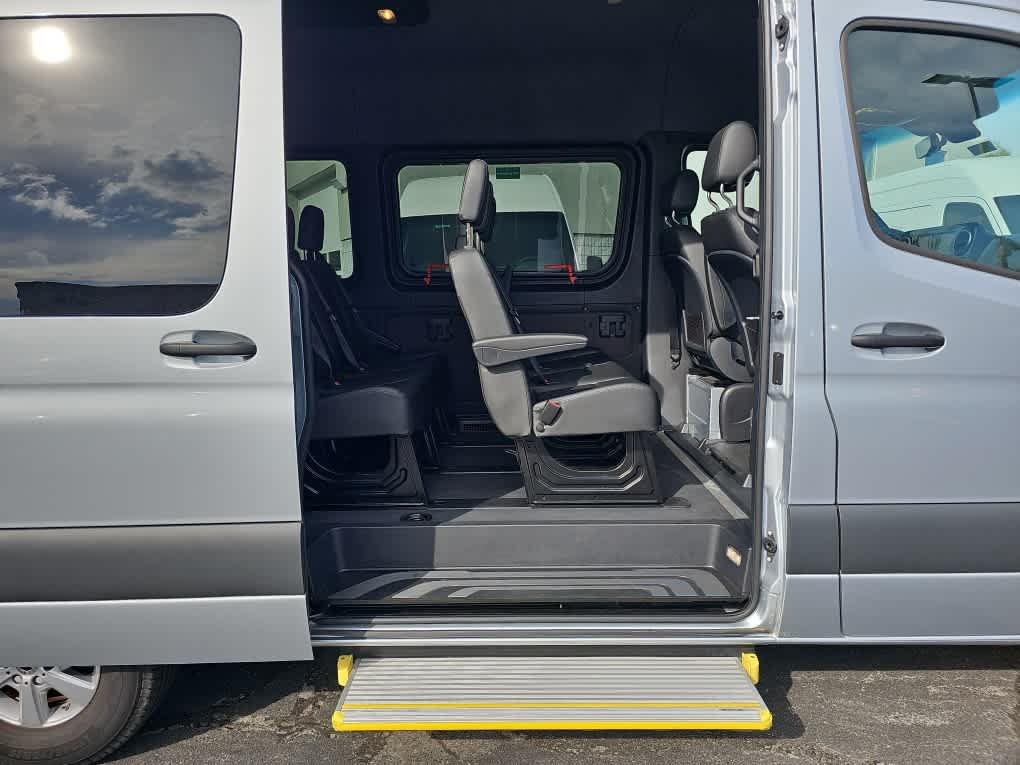 2025 Mercedes-Benz Sprinter Passenger Van Base - Photo 10