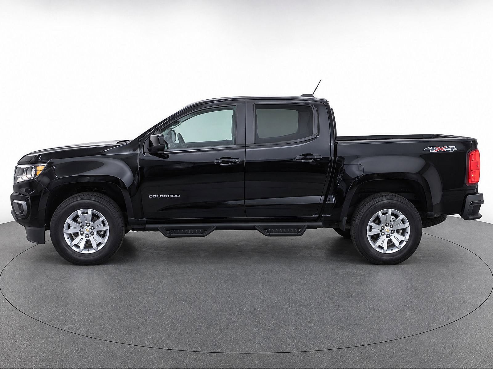 Used 2022 Black Chevrolet 4WD LT image 6