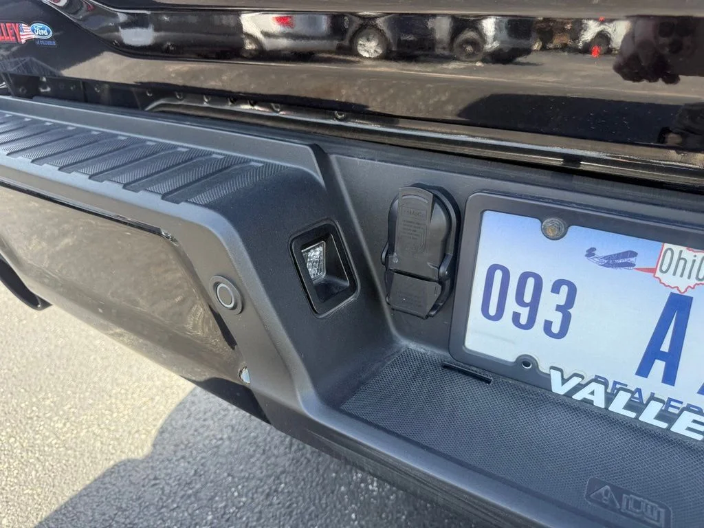 New 2026 Agate Black Metallic Ford XLT image 47
