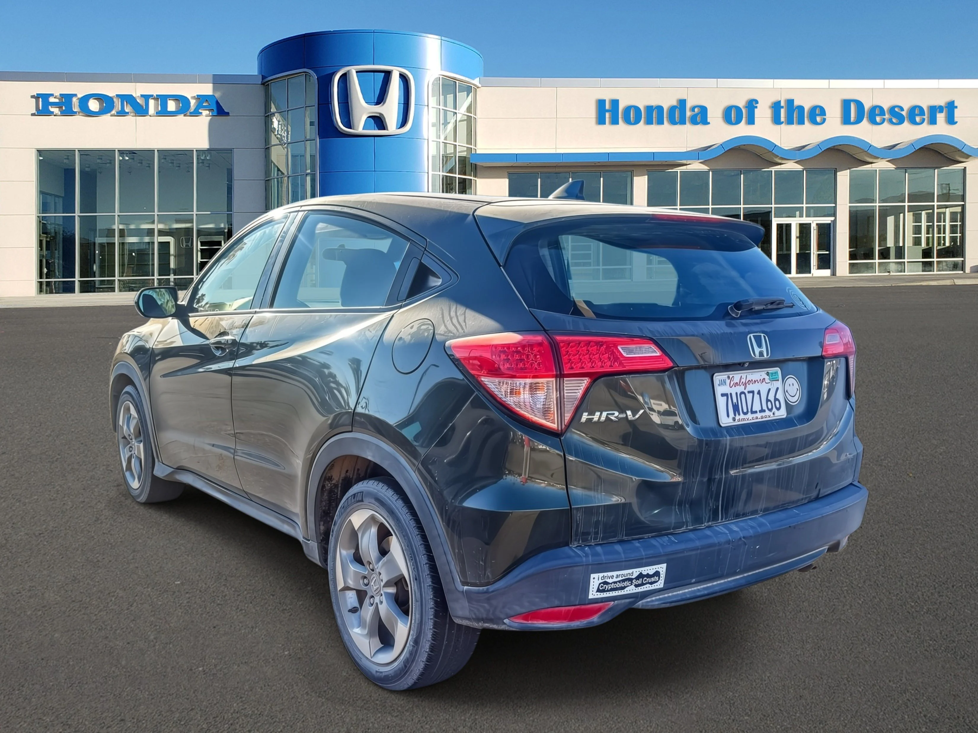 Used 2016 Misty Green Pearl Honda LX image 4