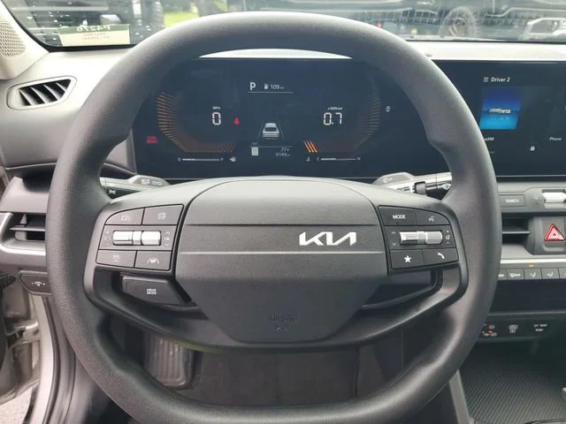 Used 2025 Gray Kia LXS image 10