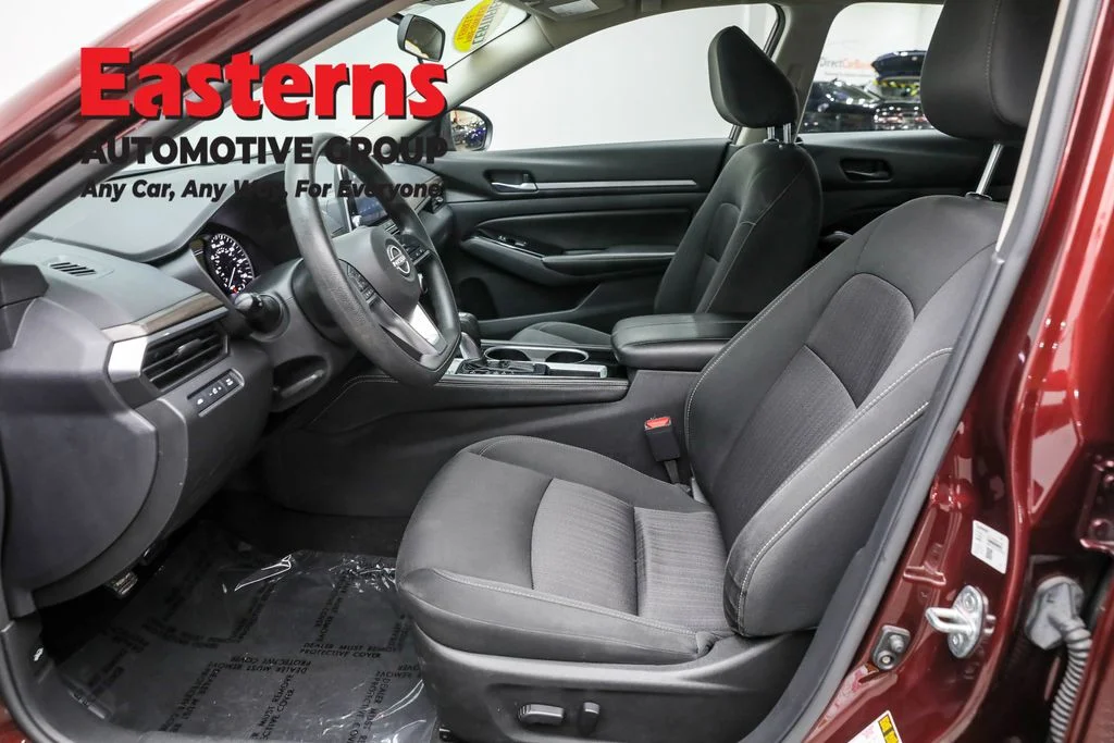 Used 2023 Red Nissan 2.5 SV image 14
