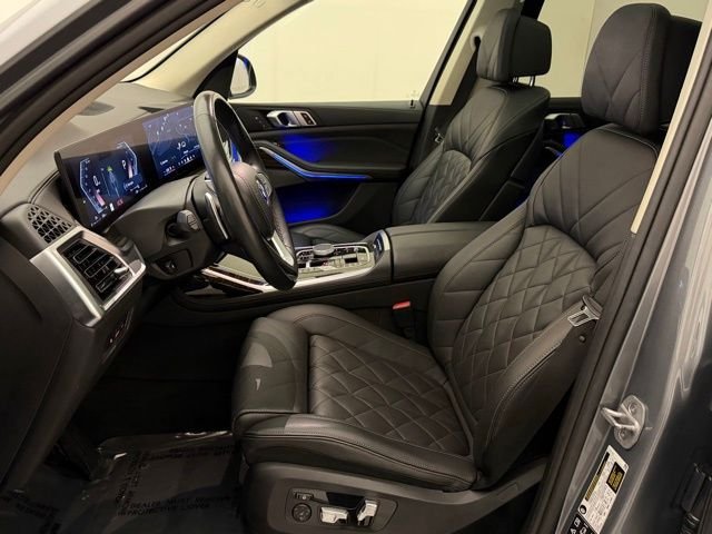 Used 2024 Skyscraper Gray Metallic BMW xDrive40i image 16