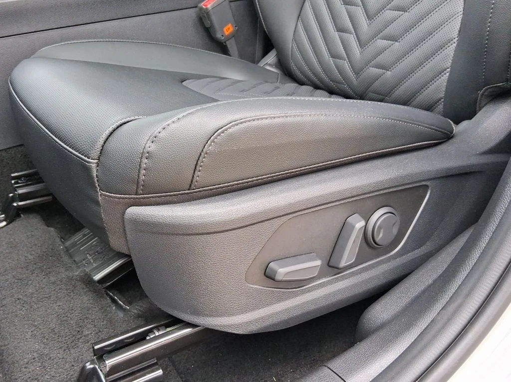New 2026 Gray Kia X-Line image 26