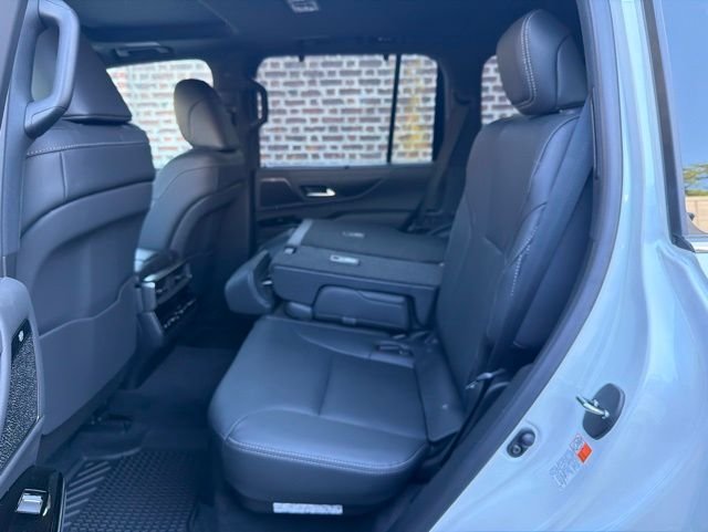 2026 Lexus LX 600 Luxury - Photo 8