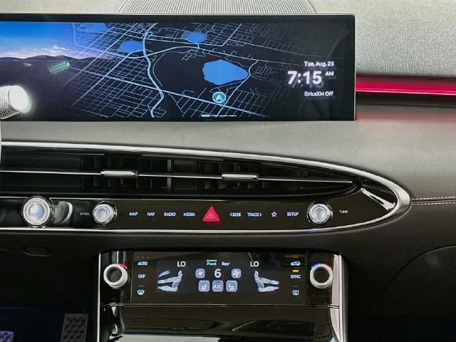 New 2027 White Genesis 2.5T image 16