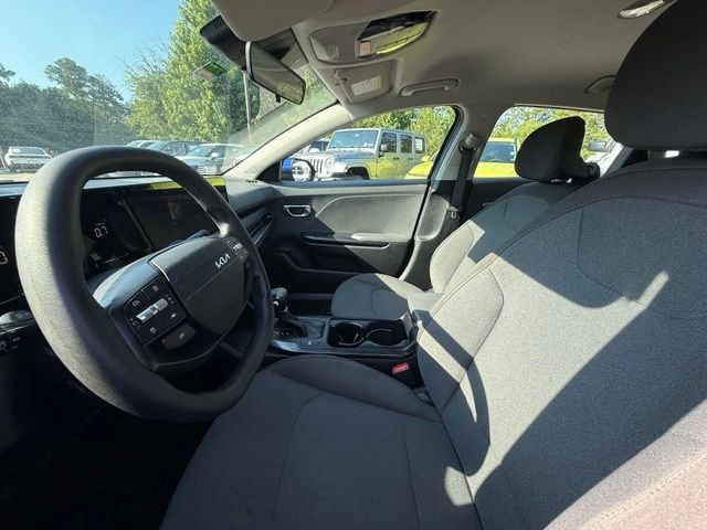 Used 2025 Blue Kia LXS image 8