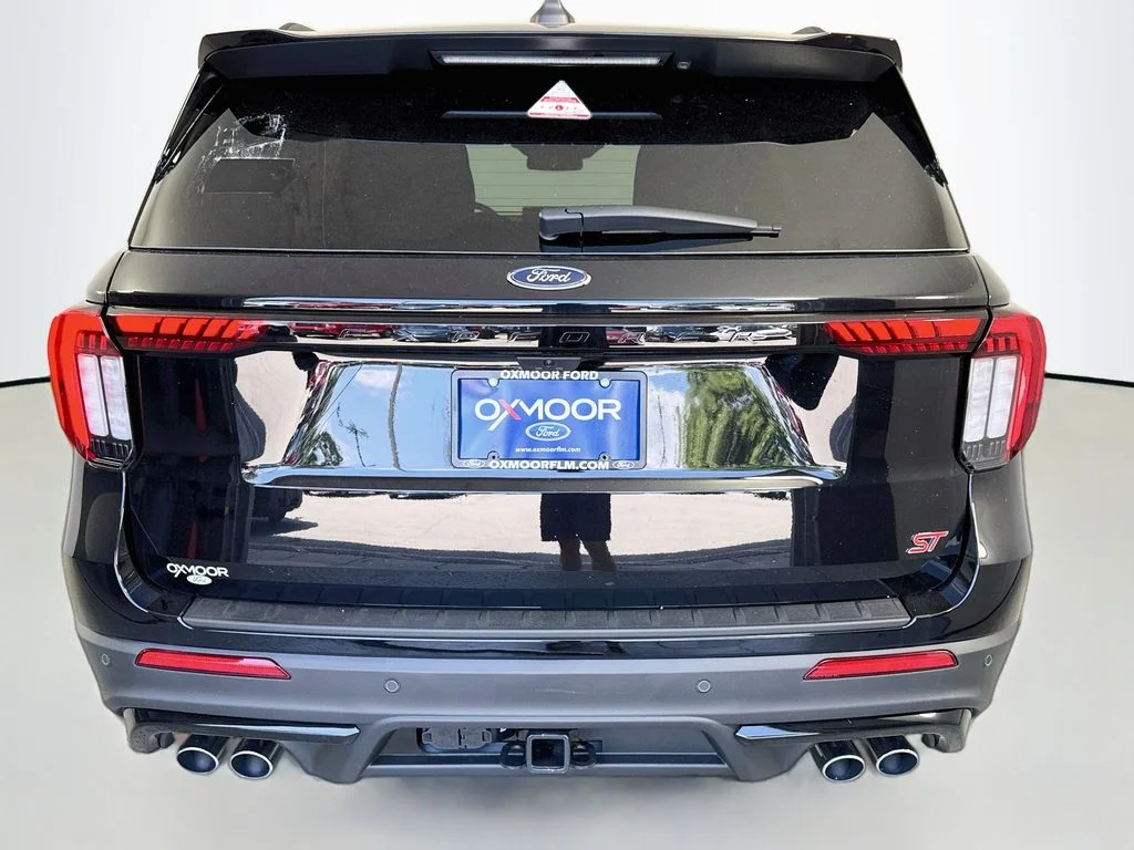 New 2026 Agate Black Metallic Ford ST image 6