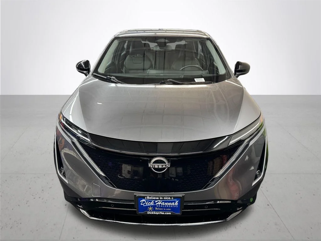 Used 2023 Gray Nissan ENGAGE image 11