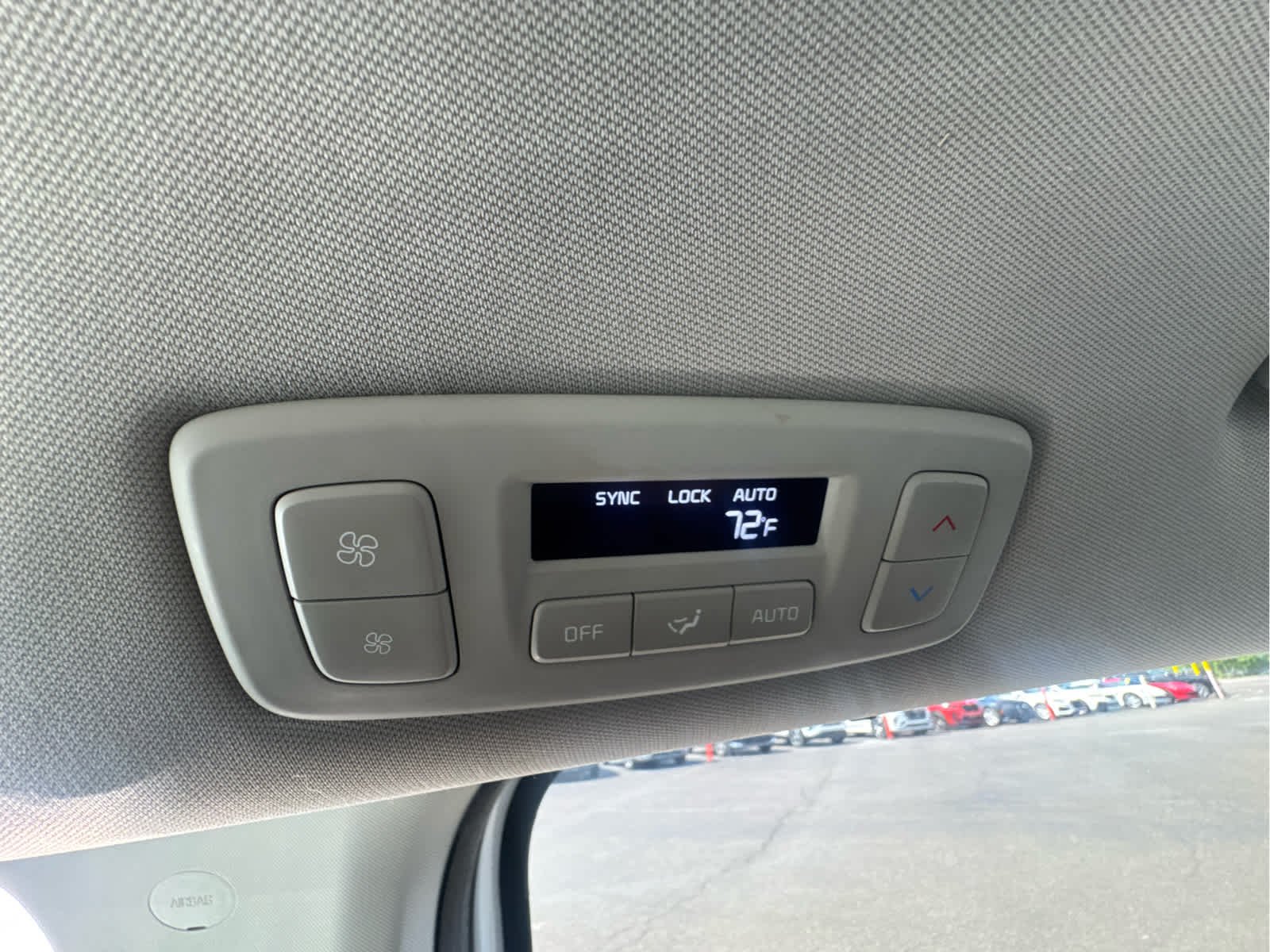 Used 2022 Snow White Pearl Kia EX image 38