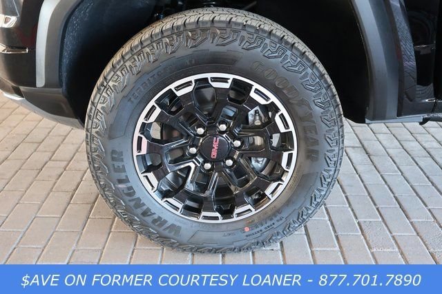 2026 GMC Canyon AT4 - Photo 9